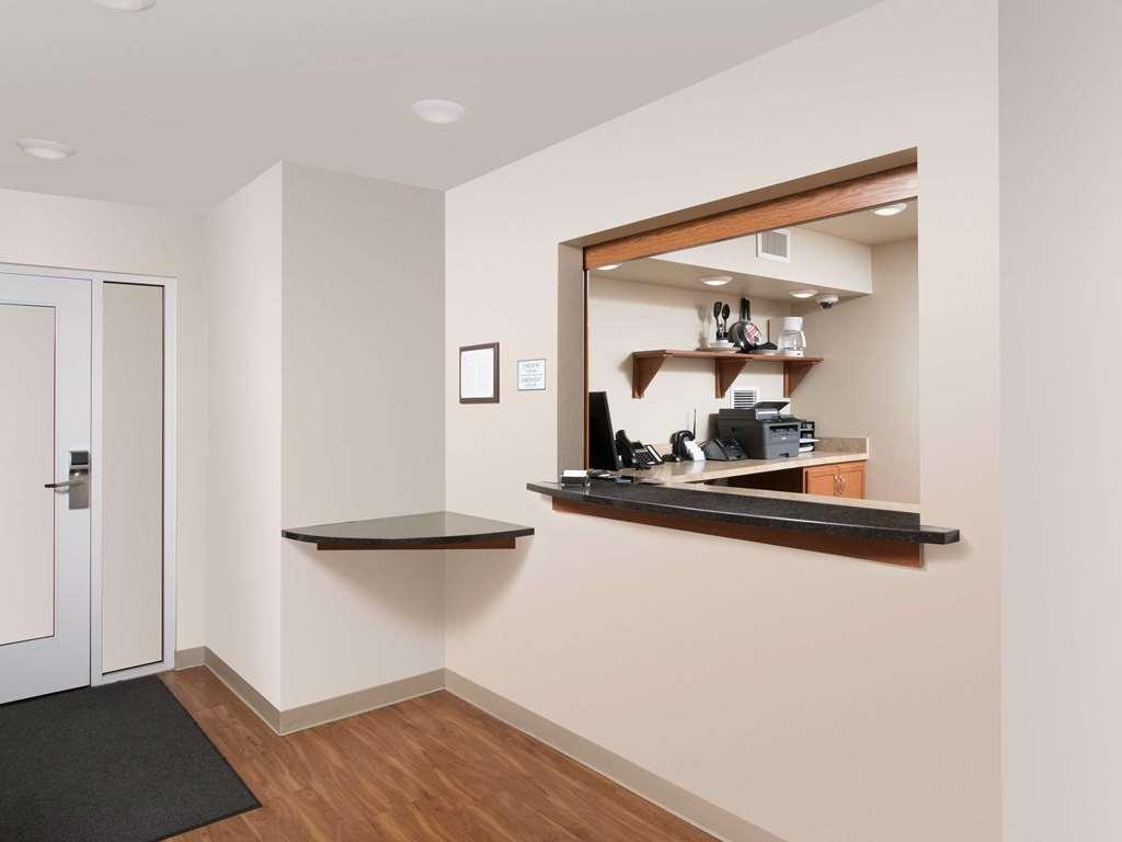Extended Stay America Select Suites - Wichita - North Інтер'єр фото