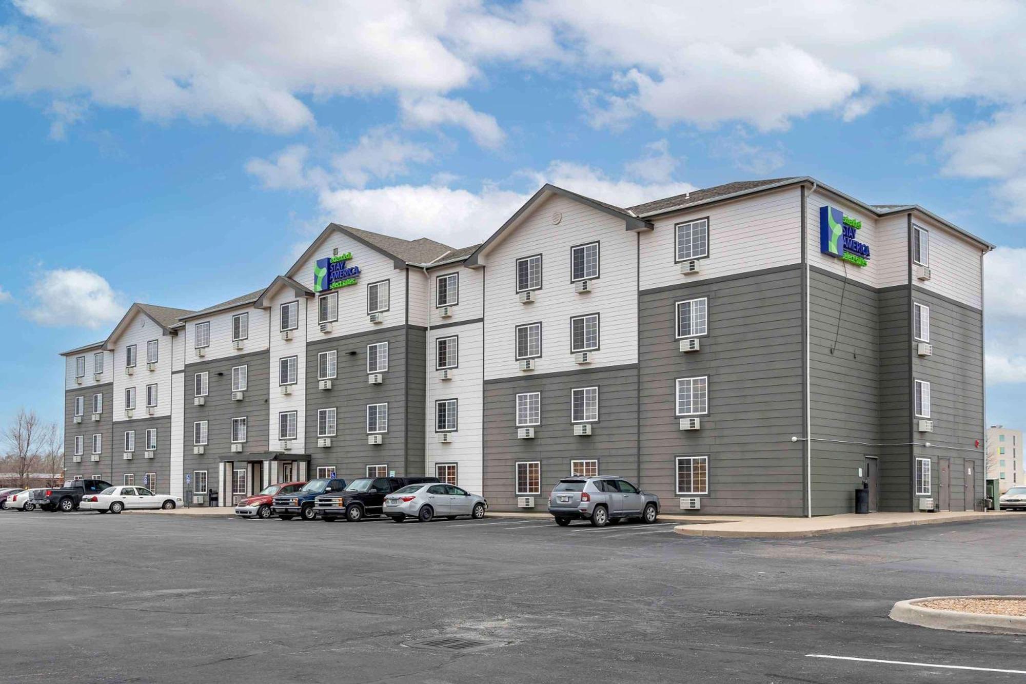 Extended Stay America Select Suites - Wichita - North Екстер'єр фото