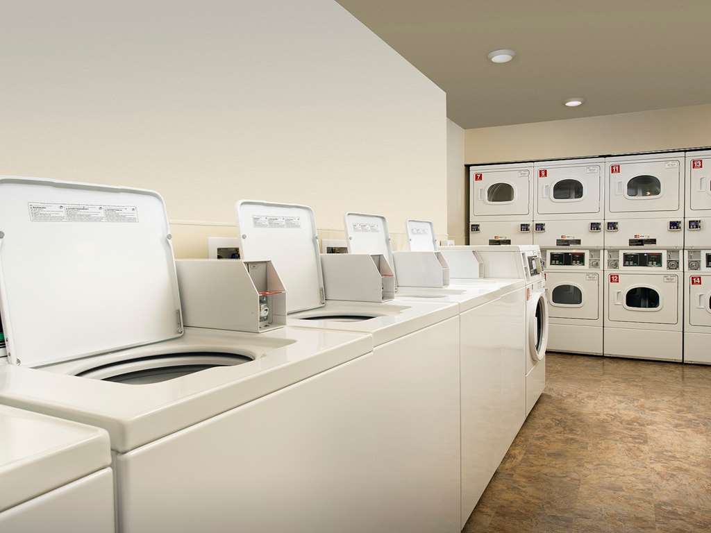 Extended Stay America Select Suites - Wichita - North Зручності фото