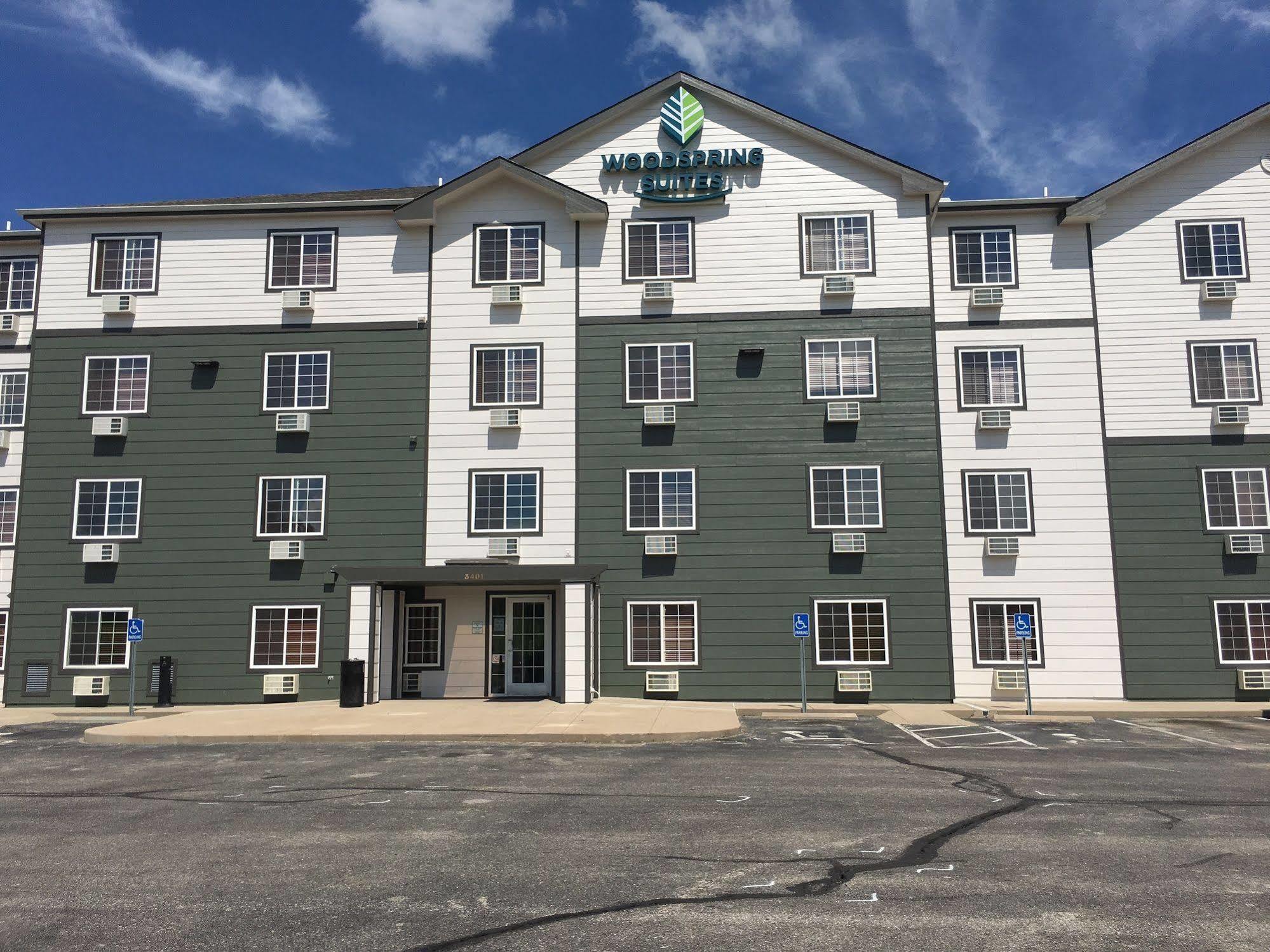 Extended Stay America Select Suites - Wichita - North Екстер'єр фото