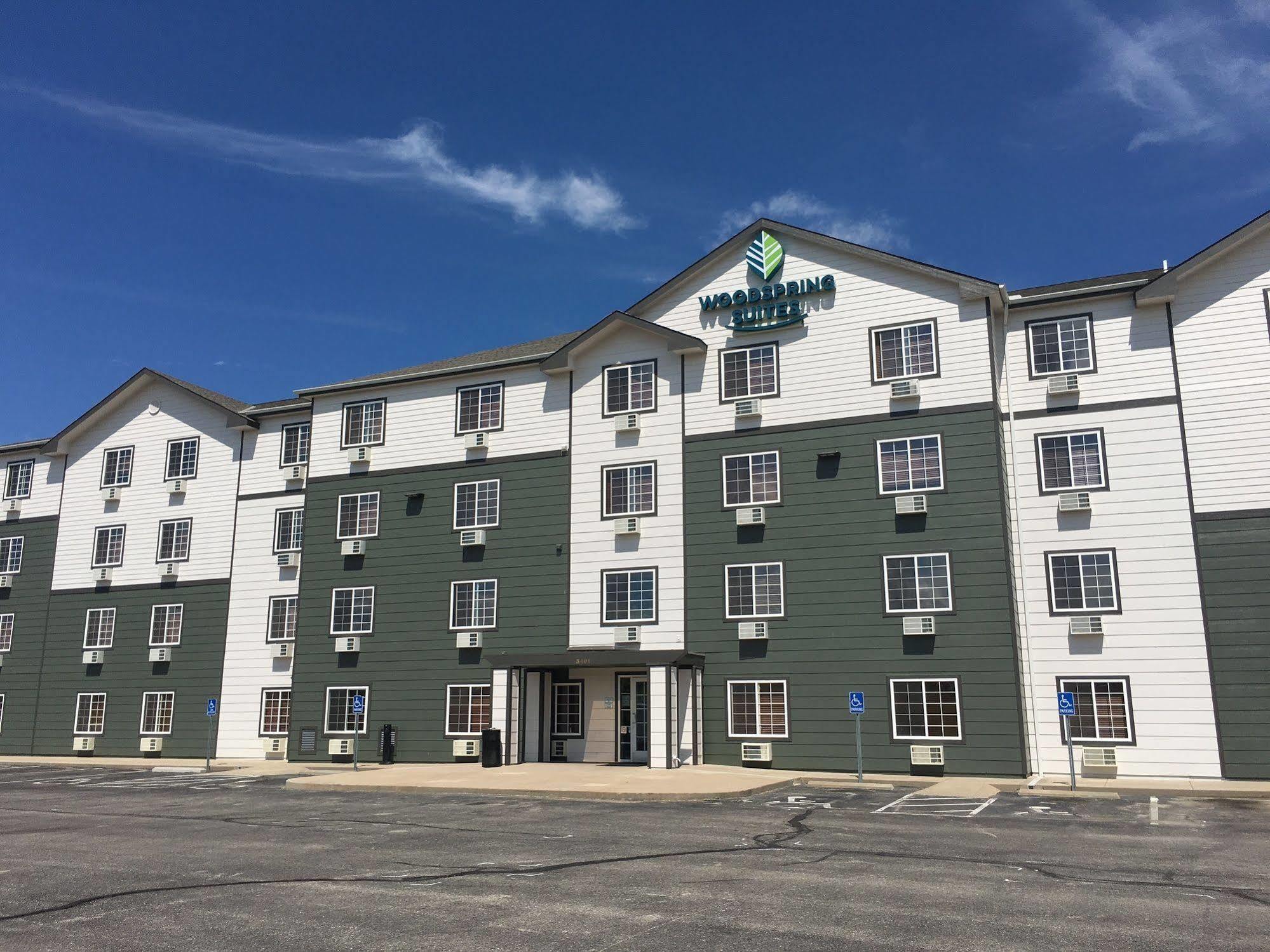 Extended Stay America Select Suites - Wichita - North Екстер'єр фото
