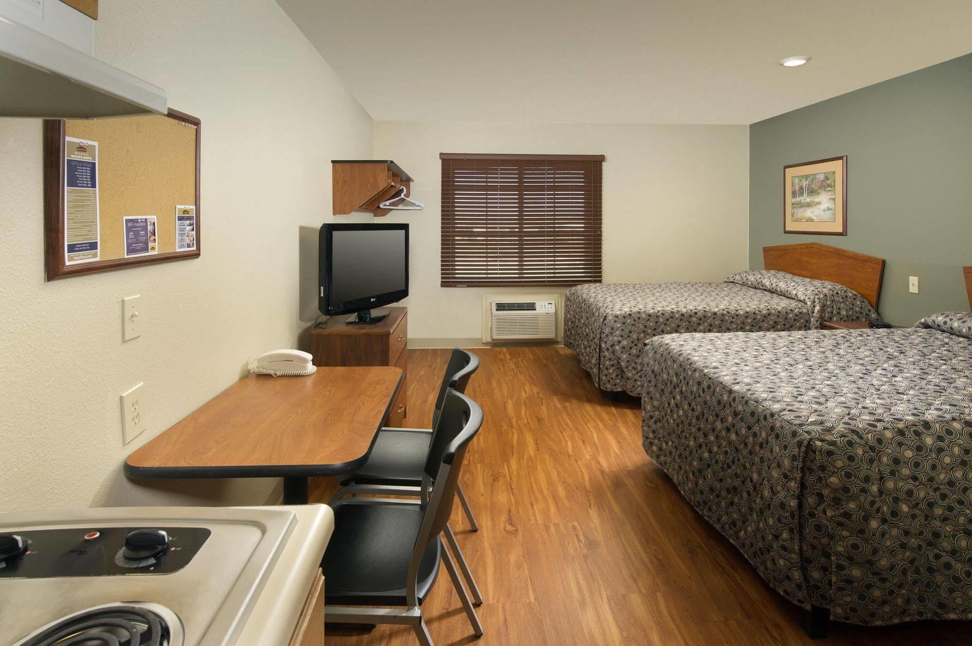 Extended Stay America Select Suites - Wichita - North Екстер'єр фото